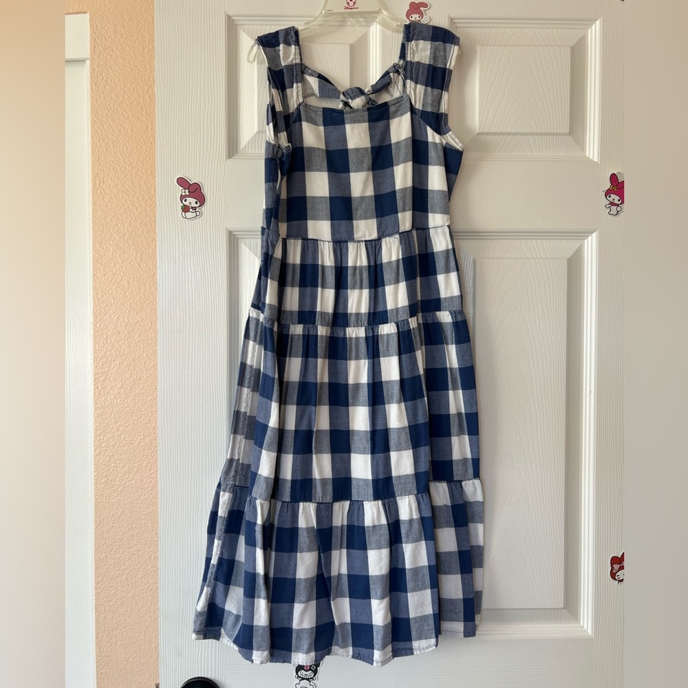 EUC Girl’s Old Navy and White Gingham Tiered Sundress size 8 (M)